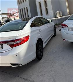 هيونداي أزيرا